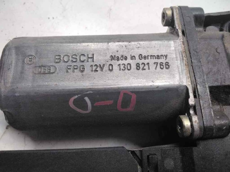 Recambio de motor elevalunas delantero derecho para peugeot 307 (s1) xs referencia OEM IAM 0130821766  