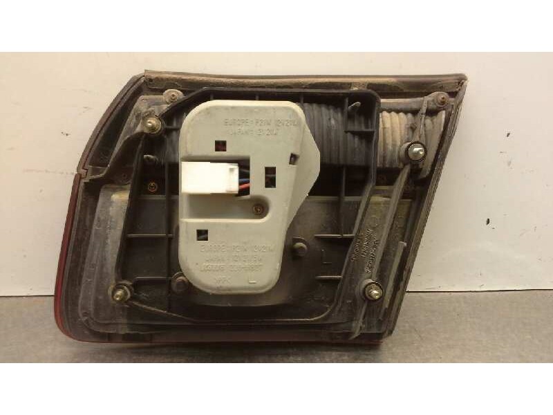 Recambio de piloto trasero izquierdo porton para mazda 626 berlina (gf) 2.0 ac referencia OEM IAM   