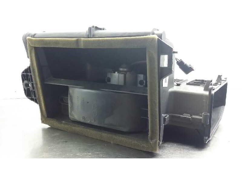 Recambio de motor calefaccion para ford fiesta berlina (dx) básico referencia OEM IAM 1049623 96FW18754 