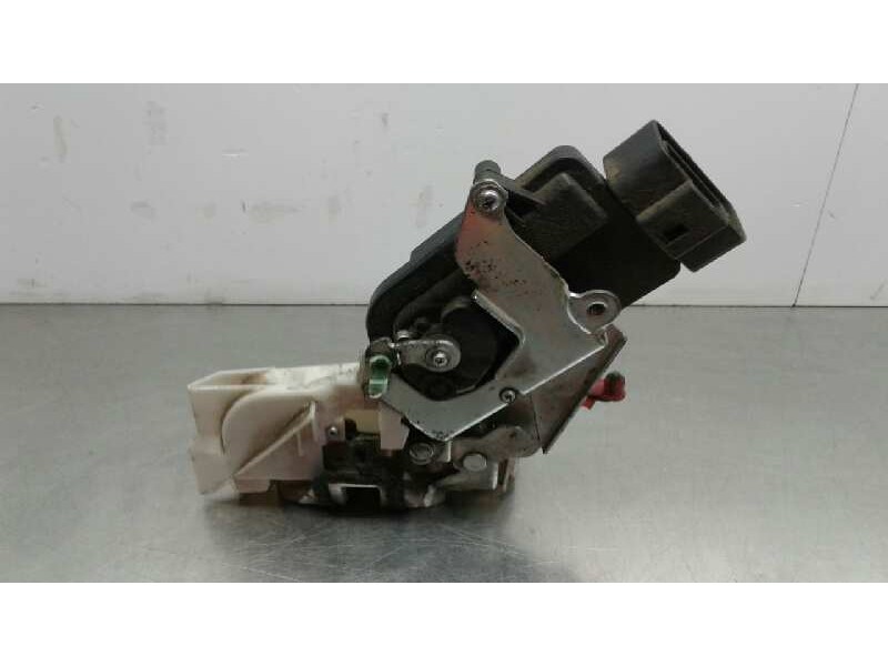 Recambio de cerradura puerta trasera izquierda para suzuki ignis rm (mh) básico referencia OEM IAM 8230286G00000  