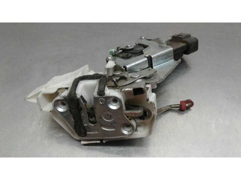 Recambio de cerradura puerta trasera izquierda para suzuki ignis rm (mh) básico referencia OEM IAM 8230286G00000  