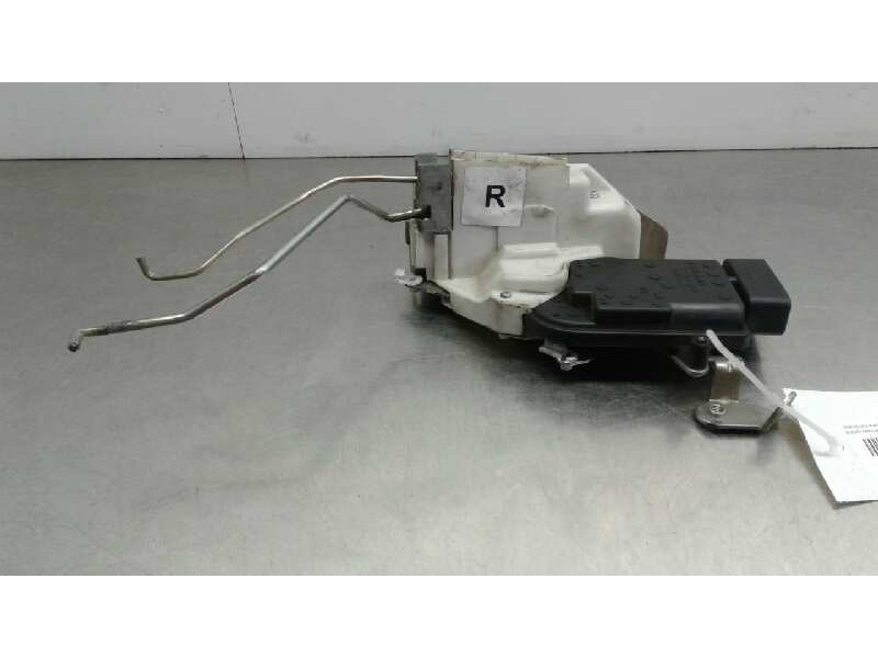 Recambio de cerradura puerta delantera izquierda para suzuki ignis rm (mh) básico referencia OEM IAM 8220286G00000  