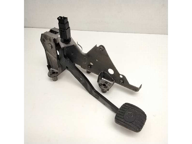 Recambio de pedal freno para nissan micra (k12e) 1.4 cat referencia OEM IAM   110002