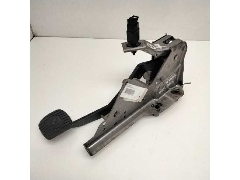 Recambio de pedal freno para nissan micra (k12e) 1.4 cat referencia OEM IAM   110002