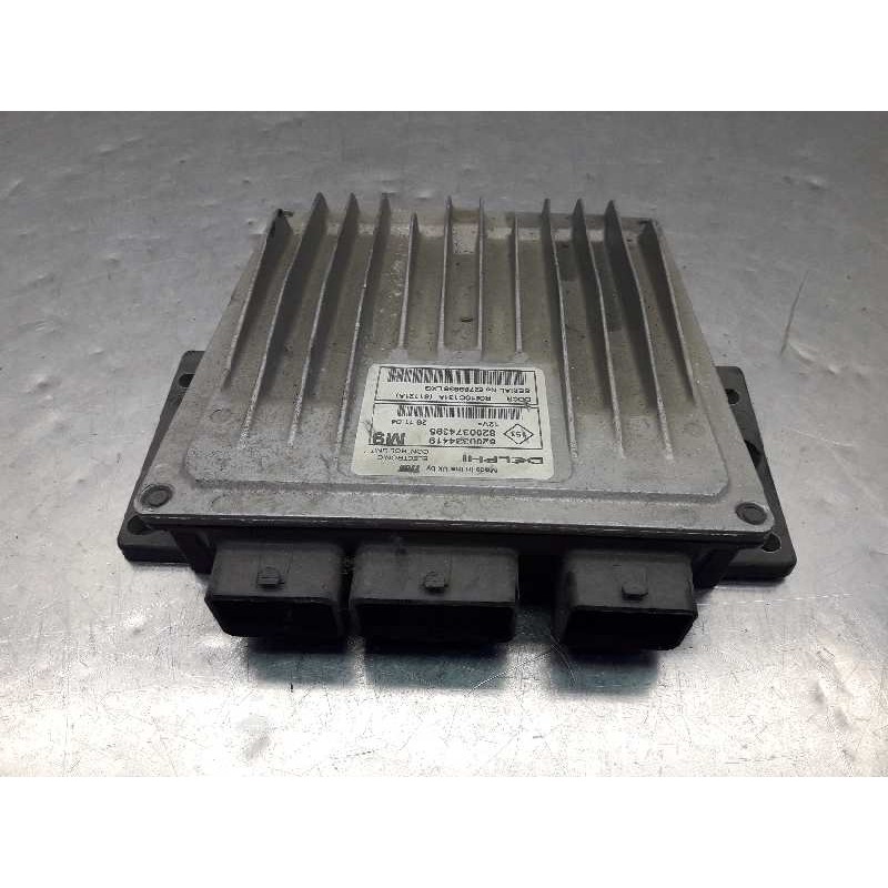 Recambio de centralita motor uce para renault megane ii berlina 3p referencia OEM IAM 8200334419 355 8200374395