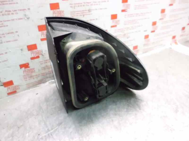 Recambio de piloto trasero izquierdo para renault laguna (b56) 2.0 referencia OEM IAM 7701038275  