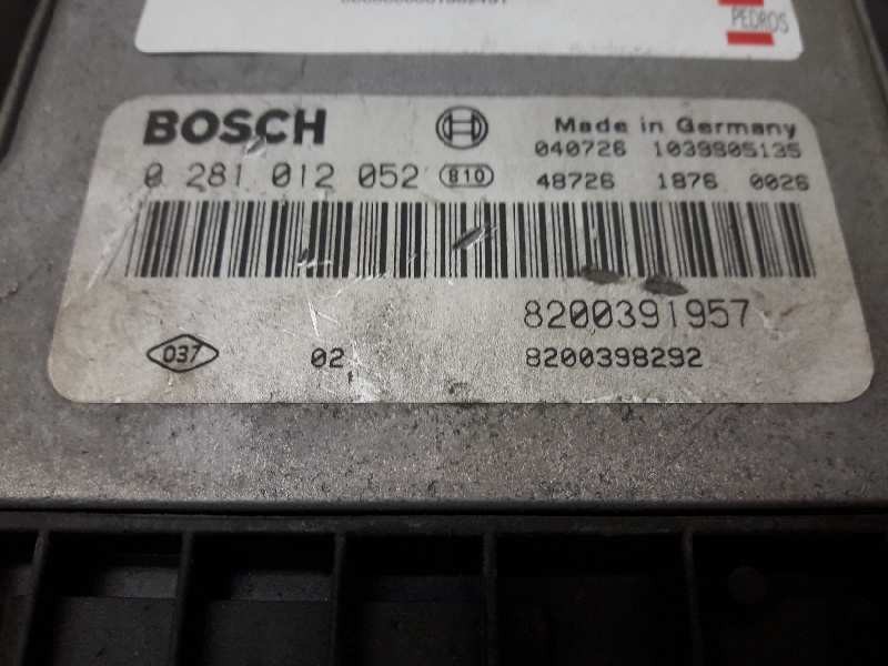 Recambio de centralita motor uce para renault master ii ph. 2 doka/pr. fgst referencia OEM IAM 0281012052 366 8200391957
