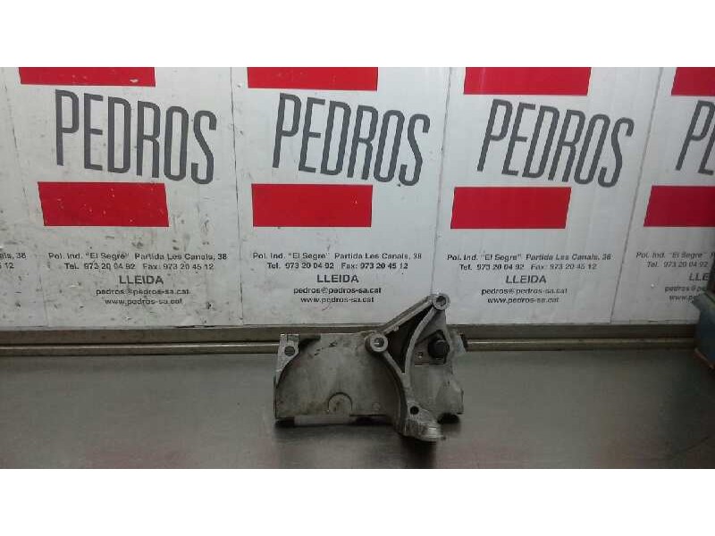 Recambio de soporte motor derecho inferior para renault kangoo (f/kc0) 1.5 dci diesel referencia OEM IAM 8200101196  