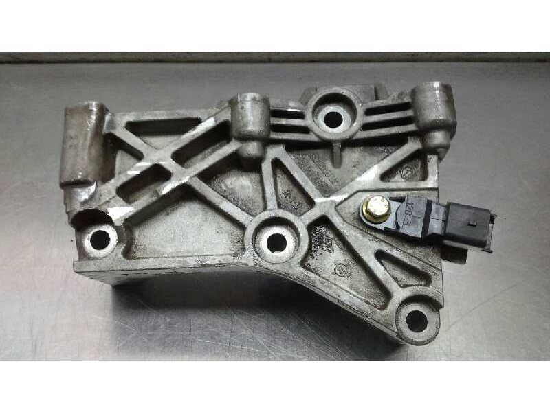 Recambio de soporte motor derecho inferior para renault kangoo (f/kc0) 1.5 dci diesel referencia OEM IAM 8200101196  