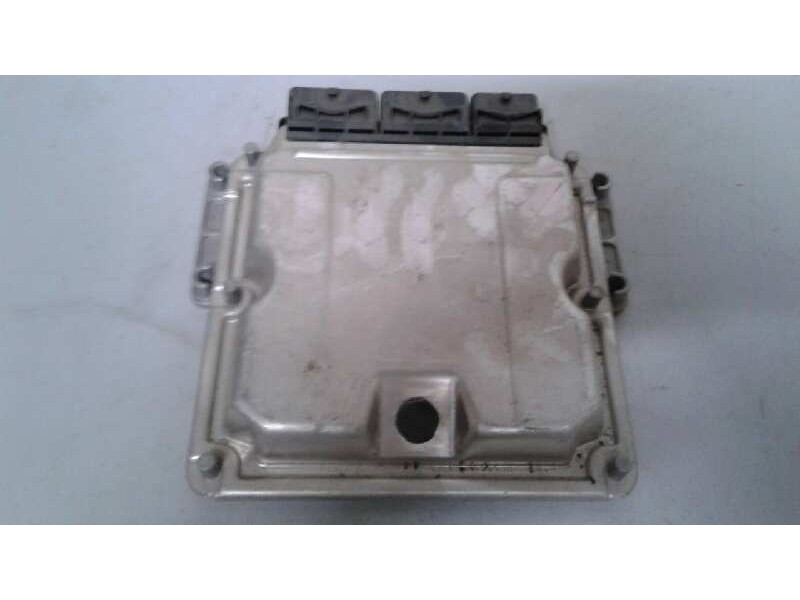 Recambio de centralita motor uce para renault trafic combi (ab 4.01) referencia OEM IAM 0281010632 376 