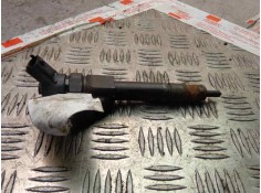 Recambio de inyector para volvo v40 familiar 1.9 diesel cat referencia OEM IAM D4192T3  