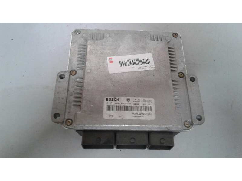 Recambio de centralita motor uce para renault trafic combi (ab 4.01) referencia OEM IAM 0281010632 375 