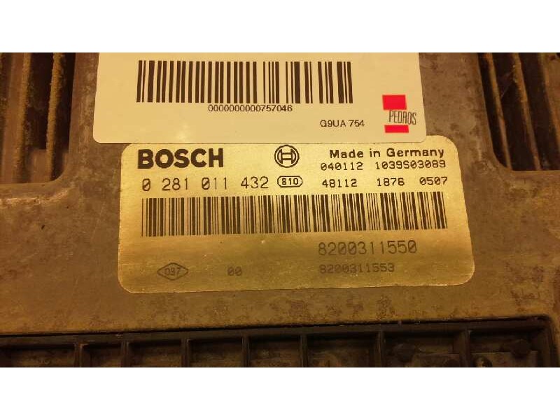 Recambio de centralita motor uce para opel movano (2004 =>) furgón medio techo elevado l2h2 3.5 t referencia OEM IAM  179 