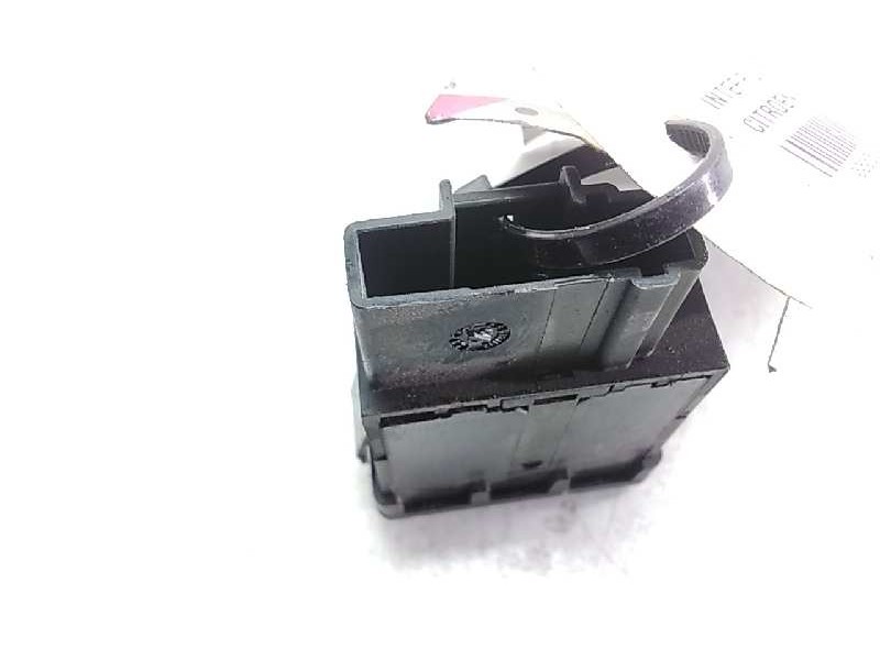 Recambio de interruptor de inercia para citroen xsara berlina 1.6 referencia OEM IAM   