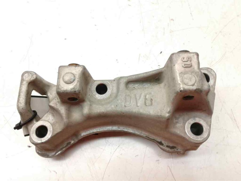 Recambio de soporte motor derecho inferior para peugeot partner kasten 1.6 16v hdi referencia OEM IAM 9688615780  
