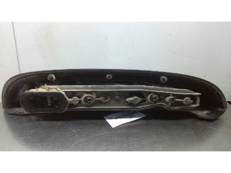 Recambio de piloto trasero derecho para opel corsa c silverline referencia OEM IAM   