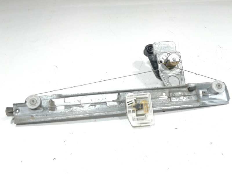 Recambio de elevalunas trasero izquierdo para renault megane ii familiar privilege referencia OEM IAM 28074116  