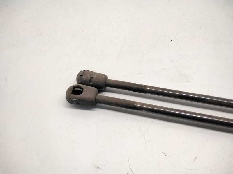 Recambio de amortiguadores maletero / porton para ford escort berl./turnier 1.8 turbodiesel cat referencia OEM IAM   