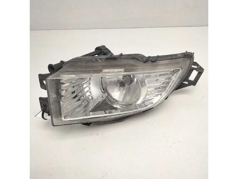 Recambio de faro antiniebla derecho para opel insignia sports tourer cosmo referencia OEM IAM 662588537  