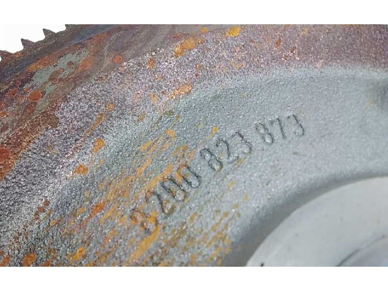 Recambio de volante motor para renault trafic caja cerrada (ab 4.01) 2.0 dci diesel cat referencia OEM IAM 8200823873  