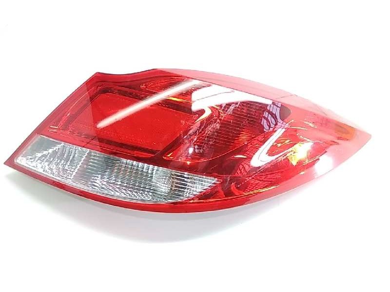 Recambio de piloto trasero derecho para opel insignia sports tourer cosmo referencia OEM IAM   