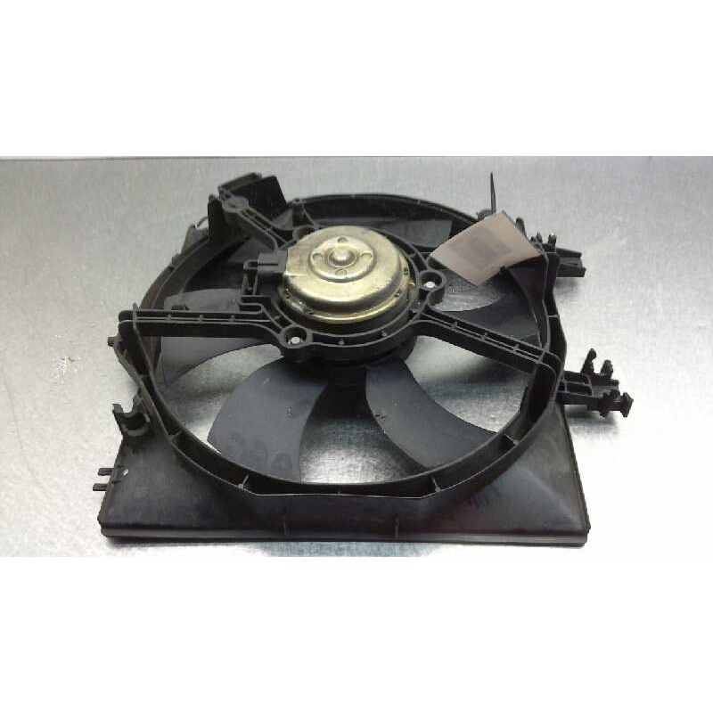 Recambio de electroventilador para nissan almera (n15) gx referencia OEM IAM 8240197  