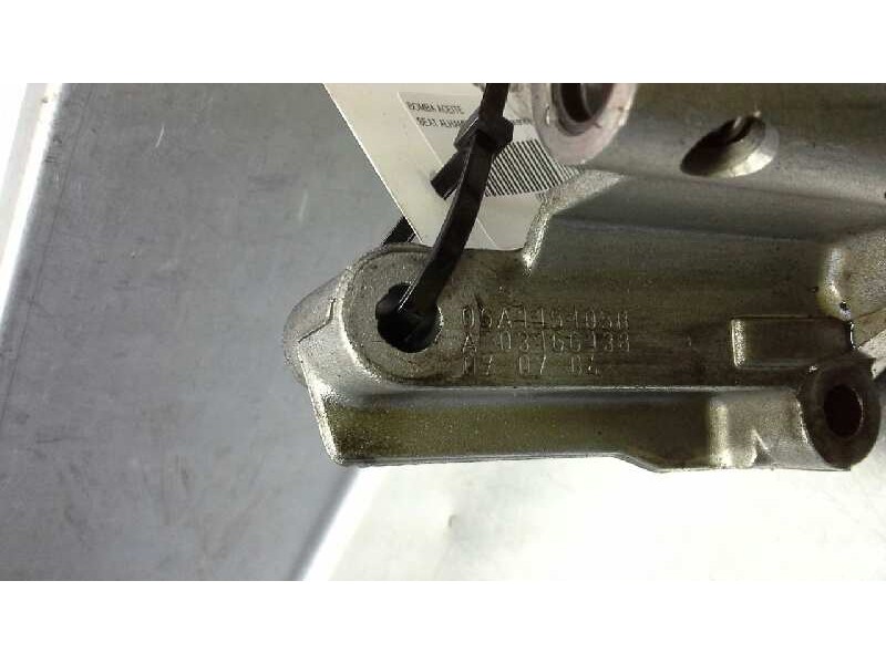 Recambio de bomba aceite para seat alhambra (7v9) reference referencia OEM IAM 06A115105B  