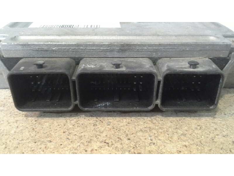 Recambio de centralita motor uce para peugeot 206 berlina xs clim referencia OEM IAM 9654722680 IAW6LP2.03 