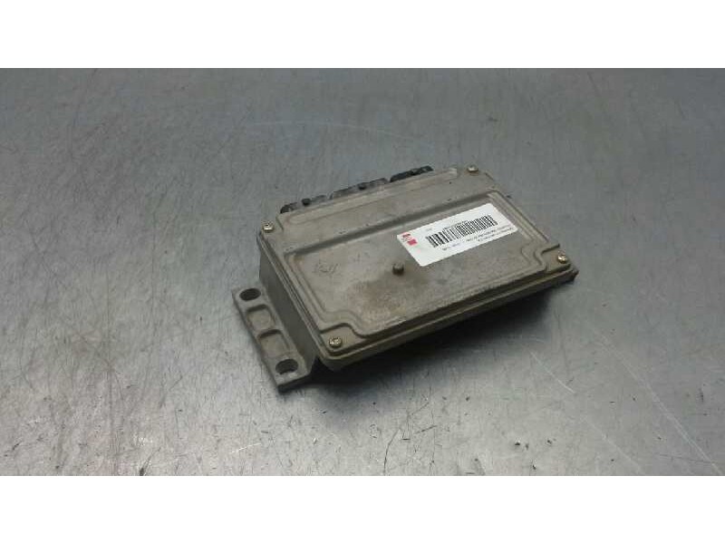 Recambio de centralita motor uce para peugeot 206 berlina xs clim referencia OEM IAM 9654722680 IAW6LP2.03 