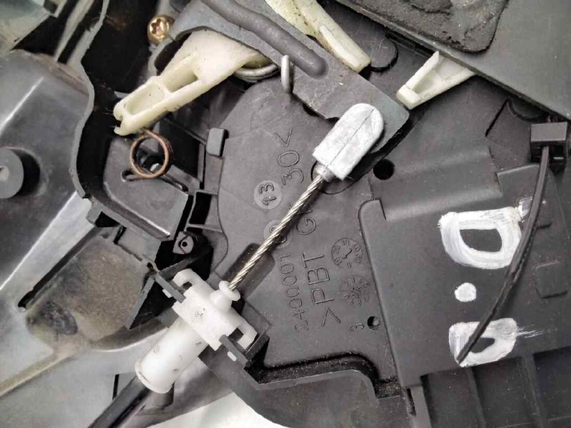 Recambio de cerradura puerta delantera derecha para ford focus berlina (cap) trend referencia OEM IAM 3M5AR21812AA »PBT GF 30« 2