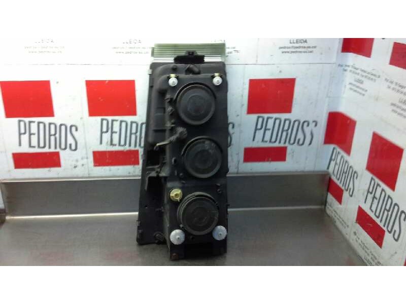 Recambio de faro derecho para renault magnum 480 referencia OEM IAM   