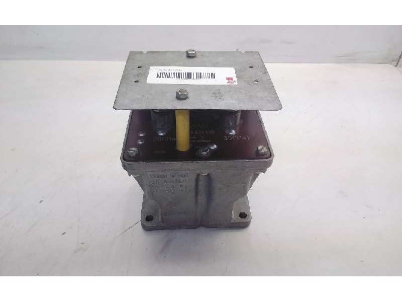 Recambio de interruptor bateria para avia 3.500 camion caja referencia OEM IAM 0333301010  