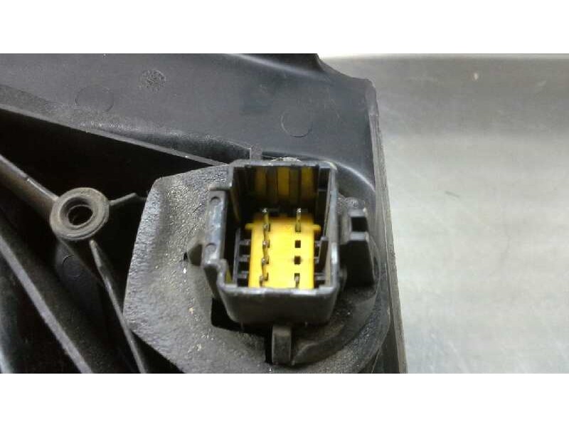 Recambio de retrovisor derecho para renault megane ii berlina 5p 1.9 dci diesel referencia OEM IAM   