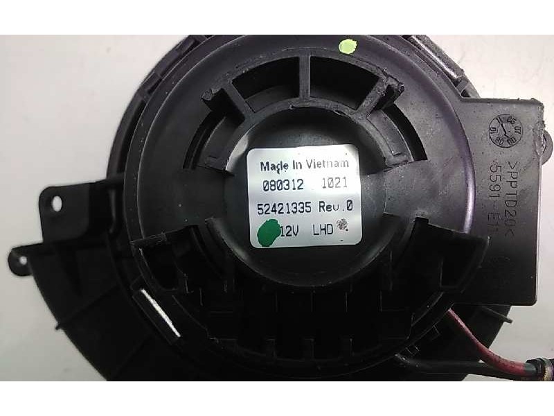 Recambio de motor calefaccion para opel astra gtc 1.7 16v cdti referencia OEM IAM 52421335  