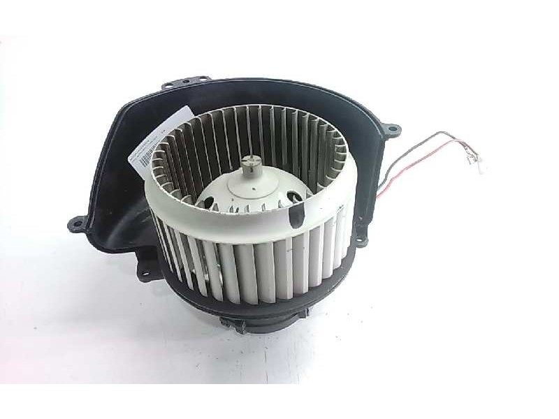 Recambio de motor calefaccion para opel astra gtc 1.7 16v cdti referencia OEM IAM 52421335  