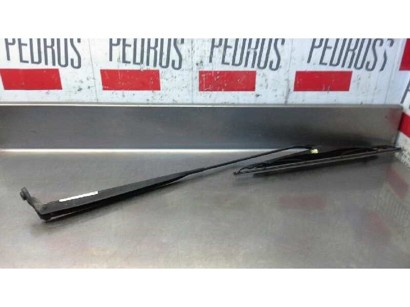 Recambio de brazo limpia delantero derecho para citroen c3 1.4 hdi sx plus referencia OEM IAM 6429V0  