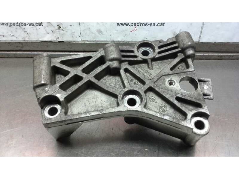Recambio de soporte motor derecho inferior para renault megane ii berlina 5p confort expression referencia OEM IAM 8200101196  