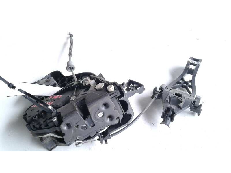 Recambio de cerradura puerta trasera derecha para volvo s40 berlina 2.0 t referencia OEM IAM 30850811  