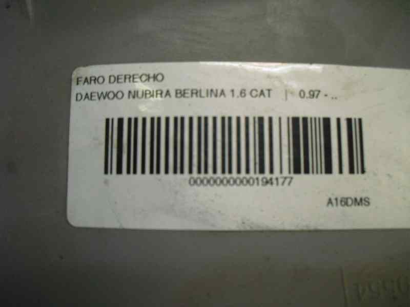 Recambio de faro derecho para daewoo nubira berlina sx (1999) referencia OEM IAM 96272016  