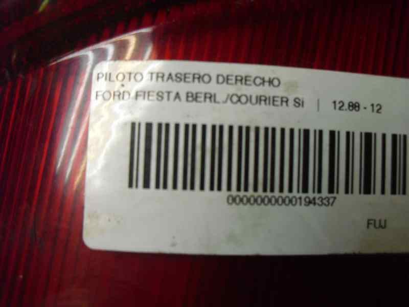Recambio de piloto trasero derecho para ford fiesta berl./courier si referencia OEM IAM 7070864  