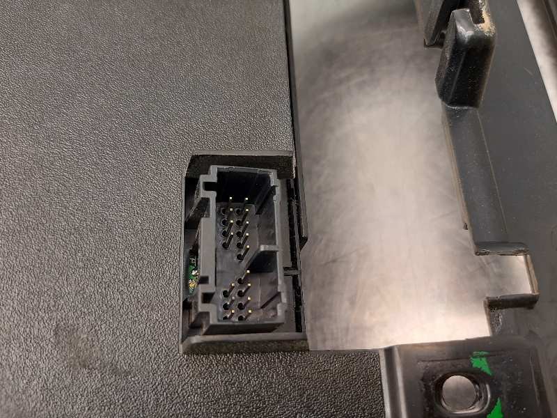 Recambio de mando calefaccion / aire acondicionado para volvo s40 berlina 2.0 t referencia OEM IAM 30613716  