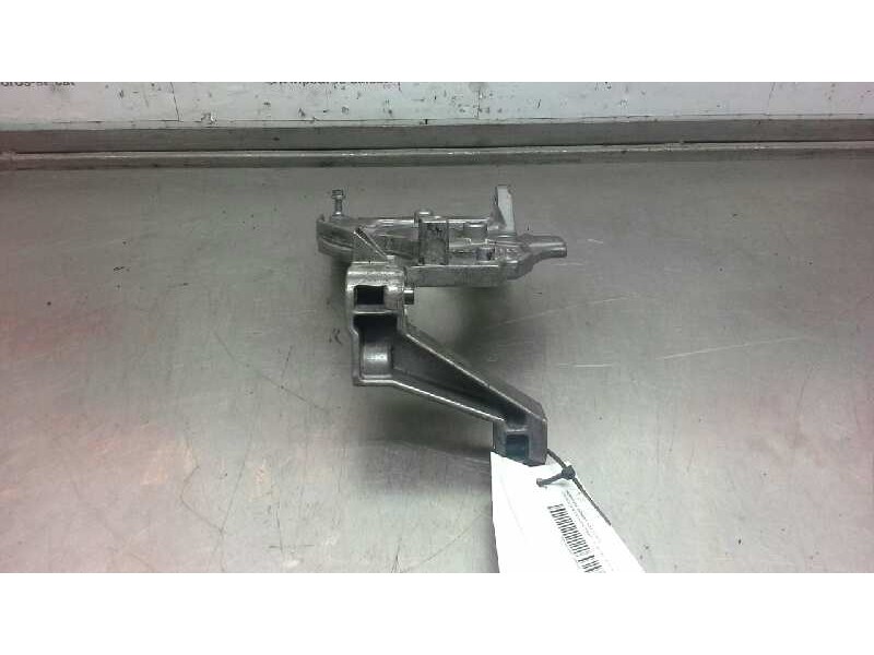 Recambio de soporte bomba inyeccion para citroen xsara picasso 1.6 hdi 90 lx plus referencia OEM IAM 9554959880  
