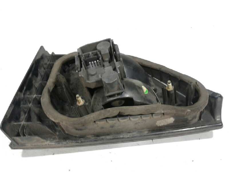 Recambio de piloto trasero izquierdo interior para renault laguna (b56) 2.2 diesel referencia OEM IAM   111025