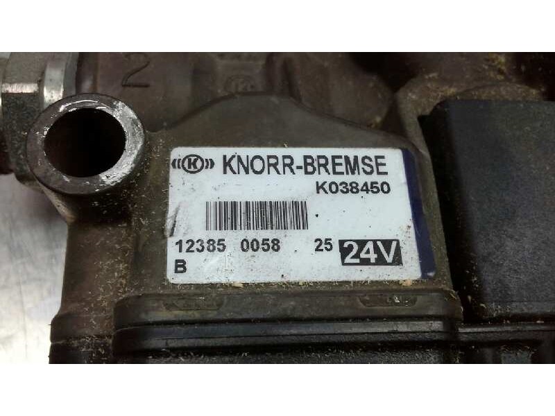 Recambio de valvula aire para nissan atleon referencia OEM IAM K038450  