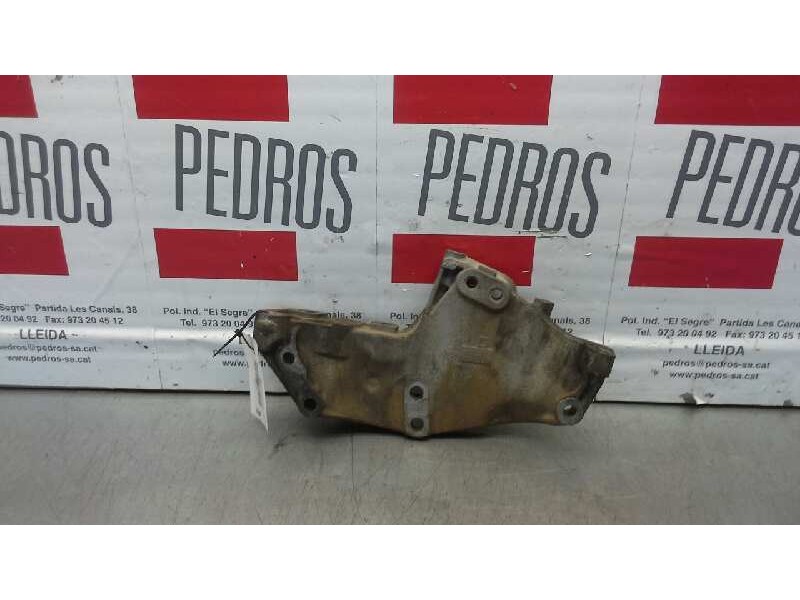 Recambio de soporte motor derecho superior para renault trafic combi (ab 4.01) 2.0 dci diesel cat referencia OEM IAM  M9RL782 