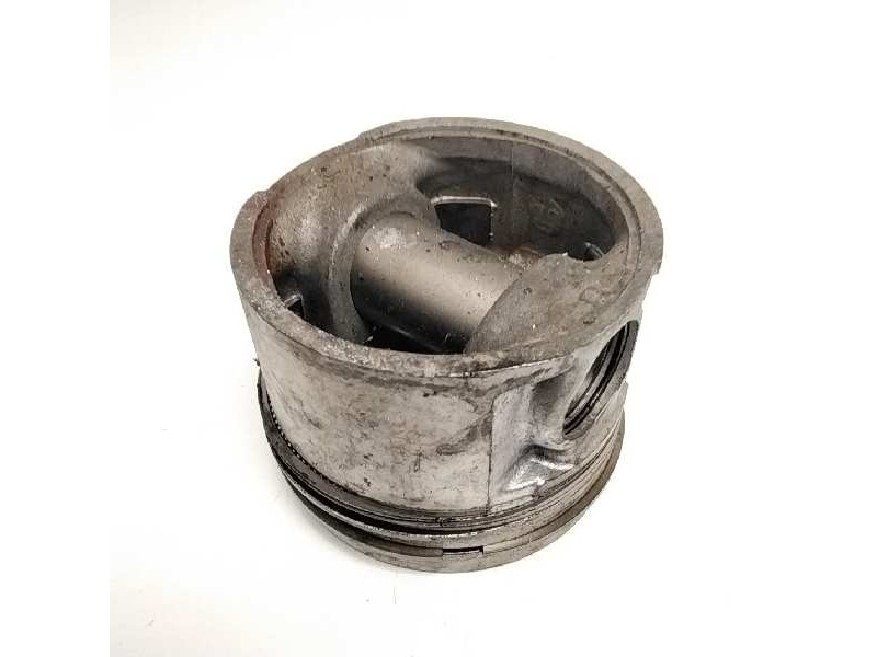 Recambio de piston para nissan terrano/terrano.ii (r20) 2.7 turbodiesel referencia OEM IAM   111121