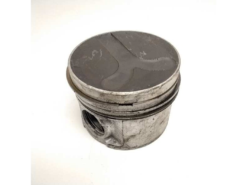 Recambio de piston para nissan terrano/terrano.ii (r20) 2.7 turbodiesel referencia OEM IAM   111121