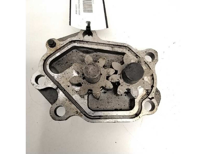Recambio de bomba aceite para nissan terrano/terrano.ii (r20) 2.7 turbodiesel referencia OEM IAM 007090505700  111123