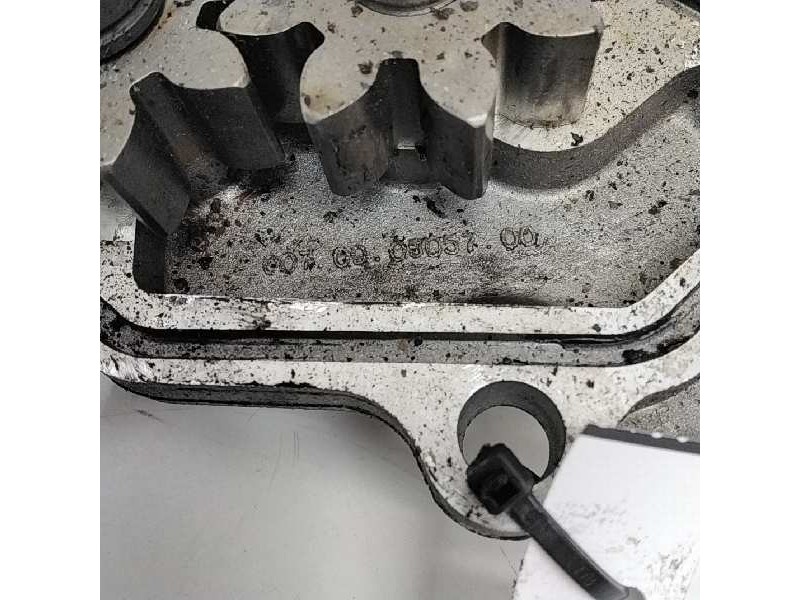 Recambio de bomba aceite para nissan terrano/terrano.ii (r20) 2.7 turbodiesel referencia OEM IAM 007090505700  111123