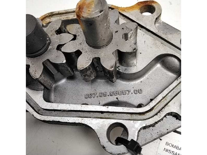 Recambio de bomba aceite para nissan terrano/terrano.ii (r20) 2.7 turbodiesel referencia OEM IAM 007090505700  111123